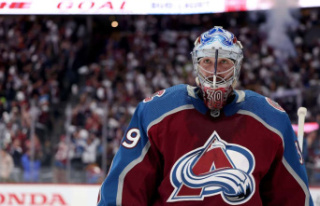 Who will be the Avalanche's goaltender?