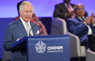 Commonwealth countries free to abandon monarchy, says...