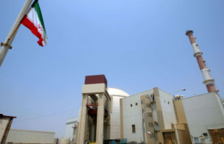 US and Iranian negotiators in Qatar before talks resume