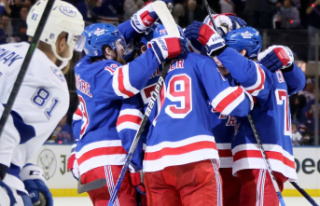 Rangers send a message to the Lightning