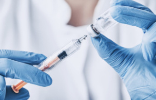 Moderna: outdated vaccine doses can be safely injected