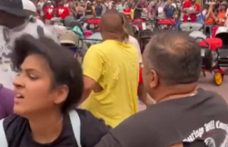[VIDEO] Fight between two families at Disney, three...