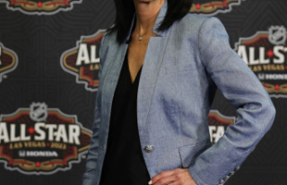 Manon Rhéaume hired by the Kings