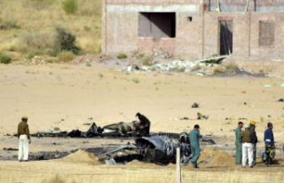 India: two fighter pilots killed in the crash of their...