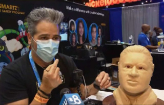 [IN VIDEO] He makes a 3D robot portrait at Comic con...