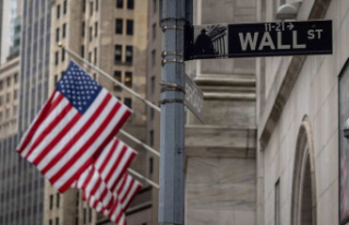Wall Street ends directionless ahead of major corporate...