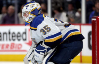 Ville Husso moves to the Wings