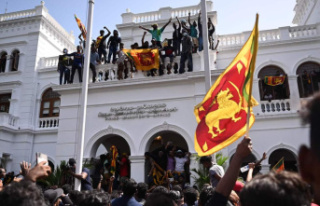Sri Lanka: Protesters announce their departure from...