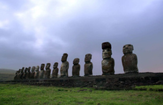 Easter Island open to tourism again
