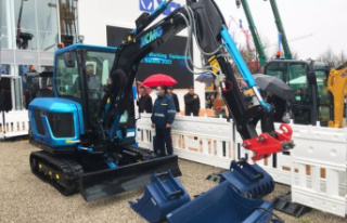 ANNOUNCEMENT: XCMG shows 13 excavators designed for...