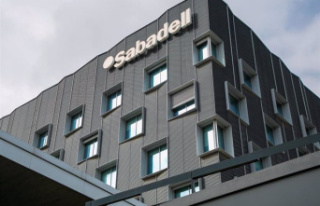 Banco Sabadell registers a net profit of 709 million...