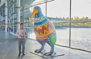RELEASE: GIANT MEXICAN KIWI SCULPTURE SEEN OUTSIDE...