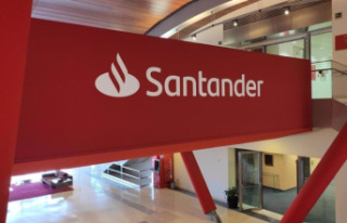 Santander will distribute tomorrow 979 million euros...