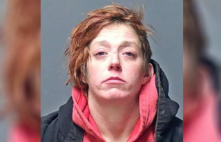 Accused of having abandoned her newborn in a tent