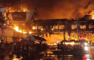 At least 10 dead in Cambodia hotel casino fire