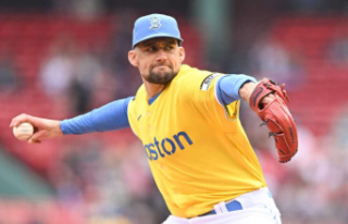 Baseball: Nathan Eovaldi moves to Texas