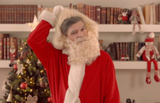 RELEASE: Nacho Guerreros "impersonates Santa...