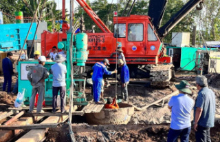 Child who fell into 35-meter hole in Vietnam declared...