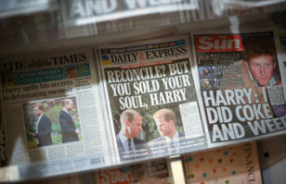 In the UK, Prince Harry accused of wanting to destroy...