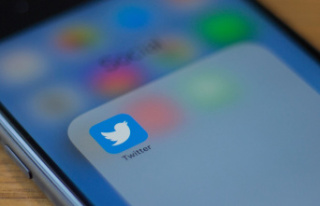 Emails linked to 200 million Twitter accounts published...