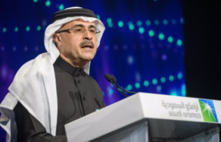 Aramco earns 37% less in the second quarter due to...