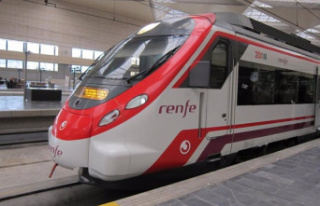 The free Renfe season tickets for the last four-month...