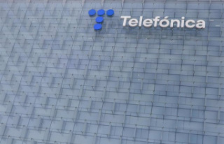 The Saudi operator STC acquires a 9.9% stake in Telefónica...