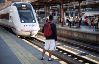 Renfe reaches two million free passes issued for Cercanías,...