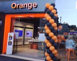 Orange obtained a net profit of 2,440 million euros...