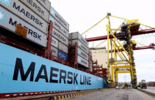 Maersk earns 87% less in 2023, after losing 405 million...