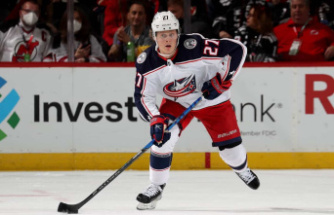 Adam Boqvist commits for a few years with the Blue Jackets