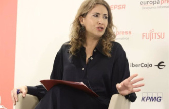 Raquel Sánchez assures that the proposal for a European minimum price for plane tickets "must be analyzed"